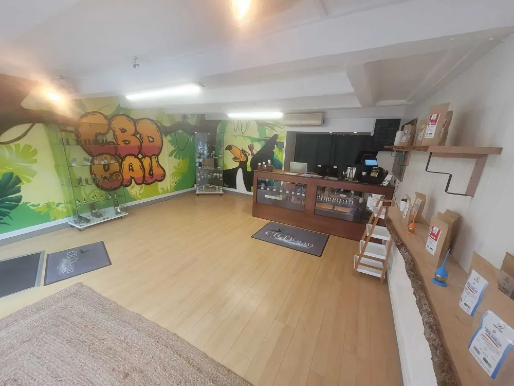 BOUTIQUE DE CBD'EAU -01